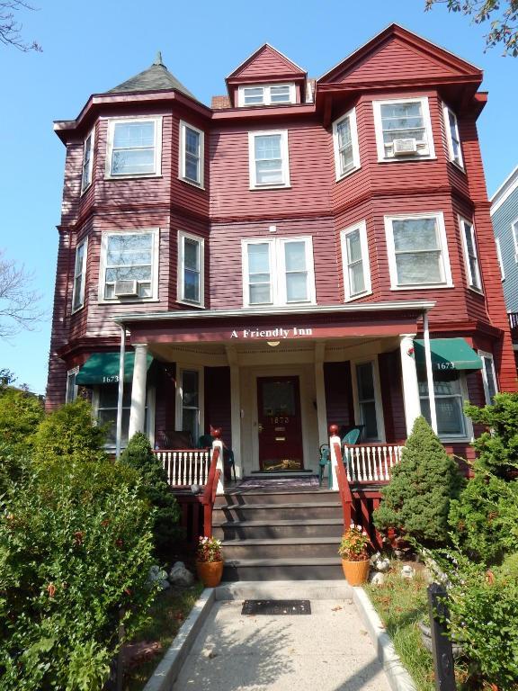 A Friendly Inn At Harvard Кеймбридж Екстериор снимка